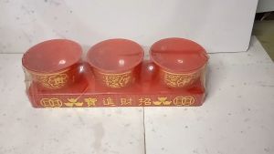 Gelas Sembahyang Plastik Warna Merah Isi 3 Pcs