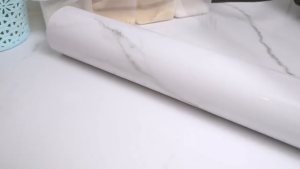 สติ๊กเกอร์ลายหินอ่อน 120×300ซม ติดผนังห้องครัว สติ๊กเกอร์ติดผนัง PVC สินค้านี้กันน้ำ กันน้ำมัน และทนรอยขีดข่วน ใช้ในครัว