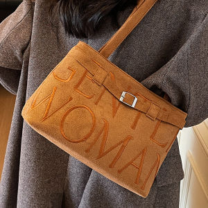 2025 New Retro American Design Embroidered Letter Womens Tote Bag Large Capacity Underarm Mat Fashionable All-Match Handbag