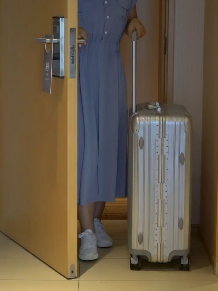 AM888 1 แพค 10 ชิ้น กระดาษรองชักโครก แผ่นรองนั่งอนามัย แผ่นรองนั่งชักโครก