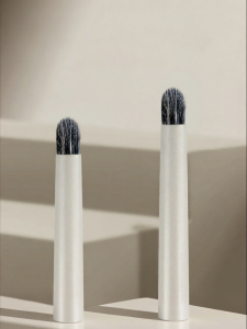 UN SHOP | Fine Detail Wool Makeup Brush