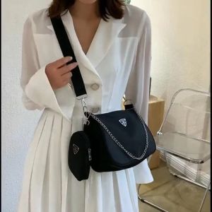 Tsion แนะนำ กระเป๋าแฟชั่นสะพายข้าง มาพร้อมน้องกระเป๋าจิ๋วอีก1ใบ งานแฟชั่นน้ำหนักเบาสมารถสวมใส่ใช้งานได้หลายโอกาส งานดีสีสวย ราคาถูกมากต้องตำแล้ว