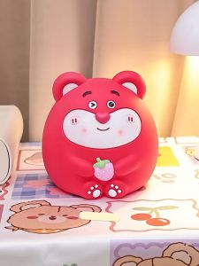 Ống Heo Tiết Kiệm Hình Gấu Dâu Hoạt Hình Dễ Thương Chống Rơi Vỡ Va Đập Size 15cm x 15cm x 16cm