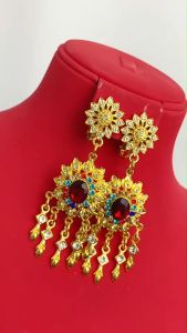 ตุ้มหู เครื่องประดับชุดไทย - ออกงานต่าง ๆ มีหลายแบบ สินค้าพร้อมจัดส่งจากประเทศไทย