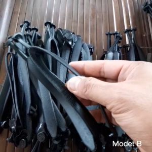 Tali Sendal Jepit Cowok Premium Motif Bintik