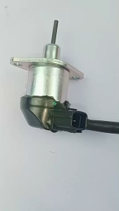 สวิทช์ดับเครื่อง โซลินอยด์วาล์ว คูโบต้า KUBOTA M7040 (772-6001-2) ยี่ห้อฟาร์มเทค Farmtech สินค้าแบรนด์ไทยคุณภาพสูง ใส่ได้ตรงรุ่นไม่ต้องแปลง