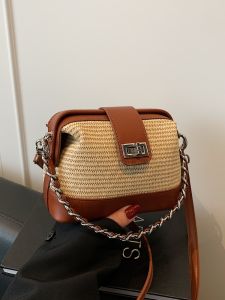 วันหยุดชายหาด ผู้หญิง ทันสมัย 2025 กระเป๋าสะพายไหล่โครเชต์สไตล์ใหม่กระเป๋าสะพายข้างใต้วงแขนโมเดิร์นเป็นกลาง นุ่ม โพลีเอสเตอร์ ซับใน