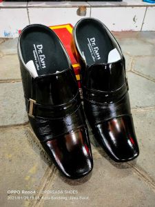 SEPATU SANDAL BUSTONG KULIT PRIA DR. IAM B. 6015 HITAM ( PRODUKSI SENDIRI )