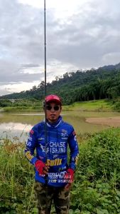 DAIWA 2 Bagian 1.65M-2.7M Joran Pancing Ultralight Carbon Joran Travel Portable Joran Pancing Spinning Casting Rod M Power