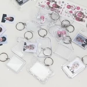 30Pcs Transparent Acrylic Keychain Photo Insert Frame Blank Keychain Round Rectangle DIY Photo Insert Small Key Pendant