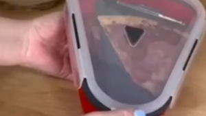 กล่องซิลิโคน ทรงสามเหลี่ยม แบบพกพา กล่องซิลิโคน แบบพับได้ สําหรับเก็บพิซซ่า แซนวิช เข้าไมโครเวฟได้ สําหรับ