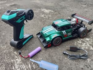 Mainan Remote Control Mobil RC Spray Metal Racing Car 2.40ghz Mainan Anak Mobil Remot Balap
