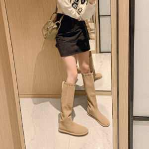 รองเท้าบูทยาวส้นแบนหนังกลับผิวหยาบสีสำหรับผู้หญิงรองเท้าบูทอัศวินสำหรับคนตัวเล็กใส่แล้วดูผอมเพรียวไม่เกินเข่ารองเท้าบูทยาวรองเท้าบูทแบบซ้อน