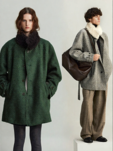 ULD | Color Fixed Multi Texture Sheep Wool Floral Removable Collar Short Handmade Coat