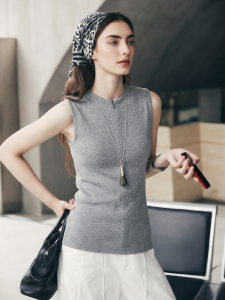 Basic House | Gray Design Sense Casual Female Vest