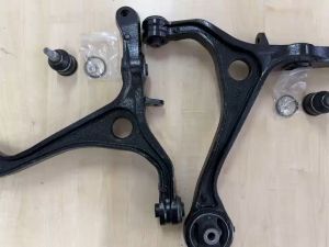 Front Lower Arm HONDA ACCORD SDA 2006Y LH + RH (HONDA THAILAND)