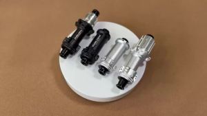 GOLDIX | GOLDIX R180SL Ultra Light Road Bicycle Hub 24H 250g 36T Ratchet HG/XDR Center Lock Disc Brake 10-13 Speed Steel Spoke Compatible