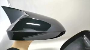 Vỏ Gương Chiếu Hậu Toyota Corolla 2019-2020 Hoa Văn Sợi Carbon Hoặc Phụ Kiện Trang Trí Xe Màu Đen