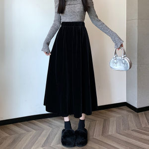 กระโปรงจีบผ้ากำมะหยี่สีดำเอวสูงทรงเอสำหรับผู้หญิง กระโปรงทรงร่มยาวปานกลางสำหรับฤดูใบไม้ร่วงและฤดูหนาว