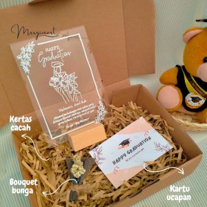 PLAKAT AKRILIK FOTO ILUSTRASI KADO COSTUM WISUDA ULANG TAHUN BIRTHDAY GRADUATION WISUDA WEDDING PERNIKAHAN PERPISAHAN PACAR SAHABAT Dipasang di Dinding Modern cartoon kartun lampu tidur lampu LED kaca costom gift akrilik LED lampu sketsa handwriting
