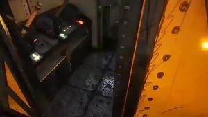 บล็อกตัวต่อรถไฟนรกชาร์ลส์ โมเดลเกมรถไฟแมงมุม ของขวัญของเล่นเด็ก