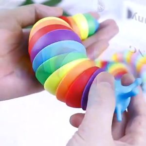 Funny Fidget Slugs Articulated Sensory Slug Toy Realistic Worm Caterpillar Fidget Toys for Kids Adults ADHD Autism Stress Relief Pop It Fidget Toy Toys For Kids Removable Flexible Caterpillar Toys Stress Reliever Toys Baby Toys