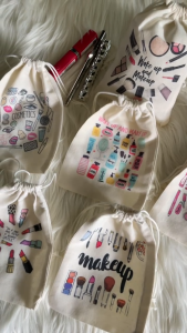 Pouch Serut Make Up Kosmetik / Tas Make Up / Pouch Serut Kanvas / Pouch Bag 15x20 CM