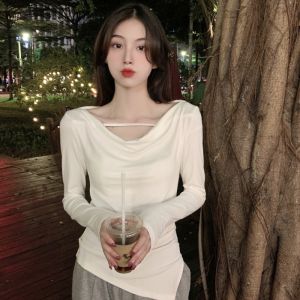 Áo Thun Nữ Dài Tay Mùa Thu Mới Dáng Ôm Không Đều Cổ Chữ V Tay Dài Cotton Phong Cách Hàn Quốc Mặc Trong