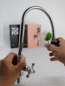 Kran Air Angsa Cuci Tangan Dan Piring Wastafel 1/2 Inch Tancap Bawah Bahan ABS Chrome SLT 32-117