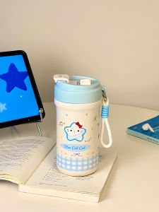 Portable Large Capacity Coffee Cup Insulated Water Bottle Star Design Straw Included Female Friendly High Aesthetic Value