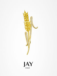 Jay | Luxurious Charm Brooch
