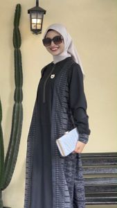 Mutif Sarimbit Keluarga Warna Hitam Layla Qomar Black Series Koleksi Terbaru 2025