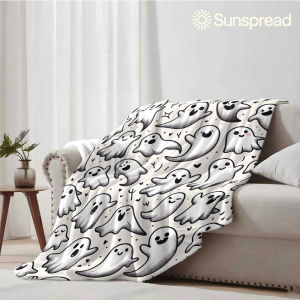 Beast Kingdom | Cute Ghost Pattern Soft Warm Flannel Blanket Lightweight Cozy Christmas Halloween Home Decor Room