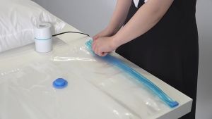 Travel Vacuum Sealer Bag With Pump Set Space Storage Resealable Compressed Home Storage Bag Convenient