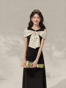 OUYANGXI | Đầm Dài Ôm Body Đen Có Nút Bướm Dots