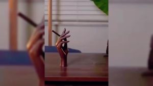 Lọ Đốt Trầm Hương Đen Thanh Lịch Dành Riêng Cho Nữ Chất Liệu Nhựa Cao Cấp Dùng Trang Trí Nhà Cửa