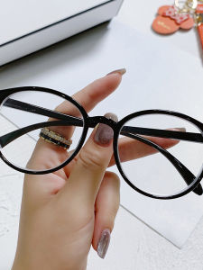 แว่นตานักเรียนกรอบกลมป้องกันแสงสีฟ้าพร้อมกรอบสีชาเพื่อการป้องกันสายตาสั้นป้องกันรังสี