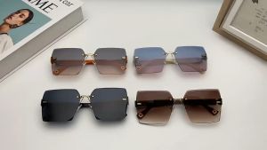 Unyiel - Kacamata Hitam Warna Gradasi Dengan Frame Metal untuk Pria dan Wanita Free Box Plus eyewear lensa sunglasses women