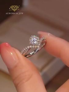 Cincin Tunangan Berkualitas Tinggi & Gaya Korea: Hadiah Romantis Untuk Pasangan