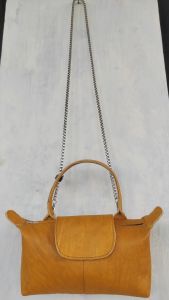 TAS SELEMPANG MINI WANITA KULIT ASLI ELEGAN WADAH HP KOSMETIK & PERALATAN WANITA..