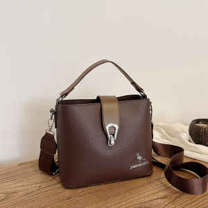 Elegant Womens Bucket Bag Crossbody Large Capacity Single Shoulder Bag for Middle-Aged Mothers 2025 New Style Commute