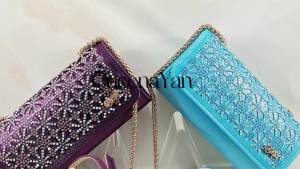 Giày Cao Gót Nữ Thiết Kế Đính Đá Lấy Cảm Hứng Từ Châu Phi Giày Cao Gót Hở Mũi Bằng Vải Satin Có Đế Cao Su Thoải Mái Đang Thịnh Hành INS