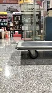 JUMBO รถเข็นพื้นเหล็ก รับน้ำหนักได้ รุ่น HB-210J มือจับพับ 370 kg