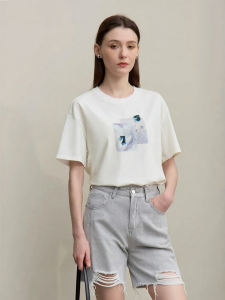 AMII | Round Collar Lyocell Cotton Printed and Embroidered Drop Shoulder Loose T-shirt
