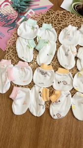 COMBO 5 Set bao tay bao chân sơ sinh Bo Gấu ( 5 đôi bao tay 5 đôi bao chân) cao cấp CUNCON chất vải cotton co giãn 4 chiểu mềm mịn thoáng mát