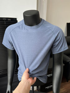 Mens Summer Thin Ice Skin Quick Dry Short Sleeve T-Shirt Sport Shoulder Insert Design Breathable Fitness Running Top