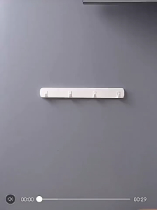 ตะขอแขวนของใช้ ราวแขวนติดผนัง ตะขอติดผนัง เลื่อนได้ แขวนผ้า แขวนหมวก แขวนอเนกประสงค์ แถมกาวฟรี ใช้งานสะดวก