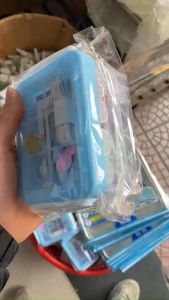 Bộ Hộp Kim Chỉ May Vá Đầy Đủ Gia Đình NHIỀU TẦNG T3 (Hình Vuông) - Kim Khâu Chỉ Kéo Thước Dây …