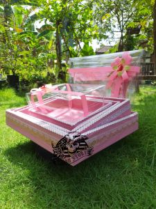 Box Seserahan Nikah Isi 4 Kotak Hantaran Pernikahan Parcel Dengan Tutup Mika