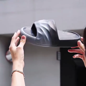 Dép Quai Ngang OMBRE Đúc Nguyên Khối EVA Cao Cấp Êm Nhẹ Dép Bánh Mì Giày Sandal Nam Nữ Chống Trượt